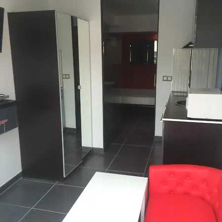 Port Nature Village Naturiste Apartment